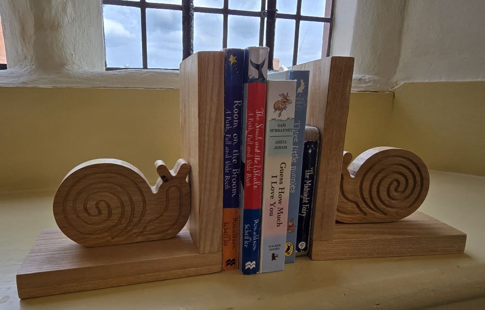 Solid Oak Snail Bookends - Image 2