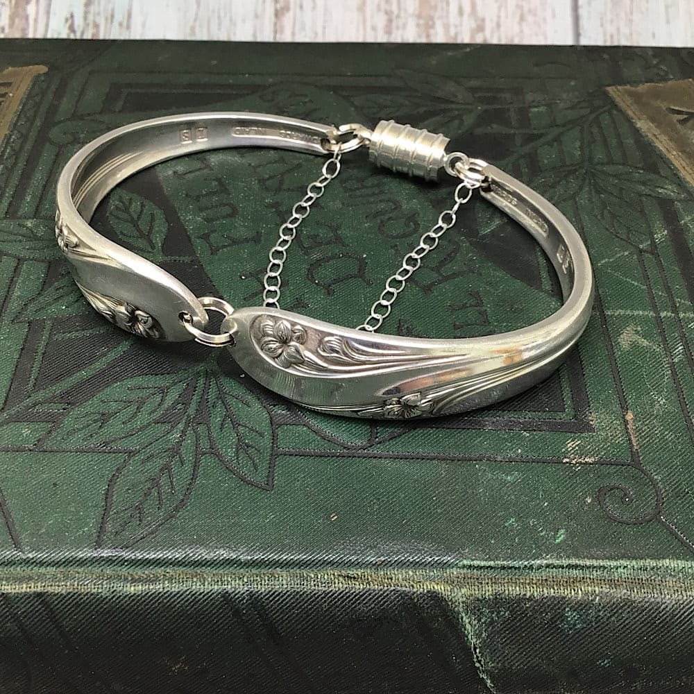 flower pattern spoon bracelet