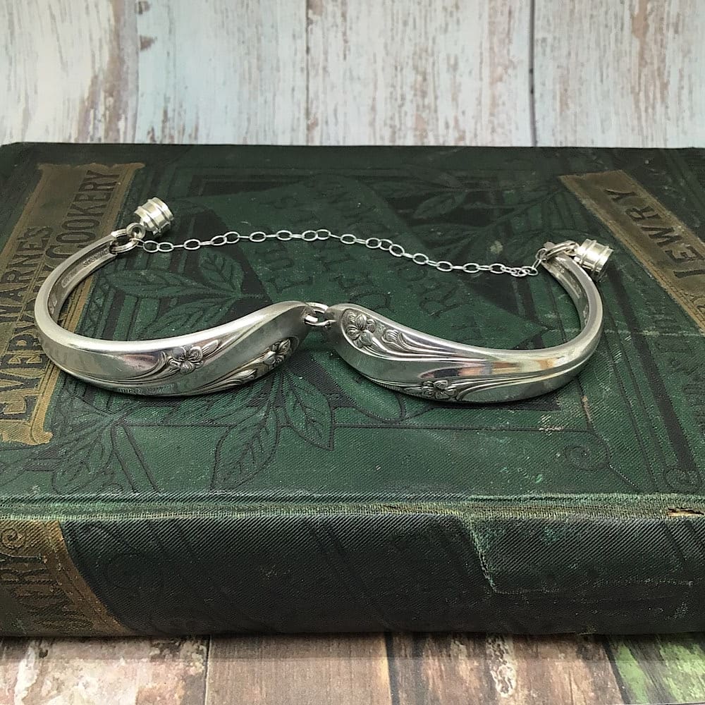 Vintage spoon handle bracelet - Image 3