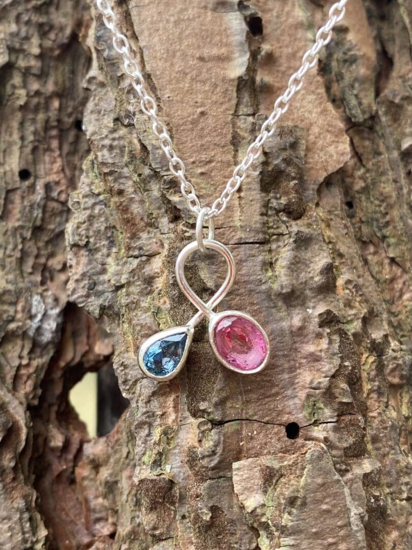 Topaz Twist Necklace - Image 3