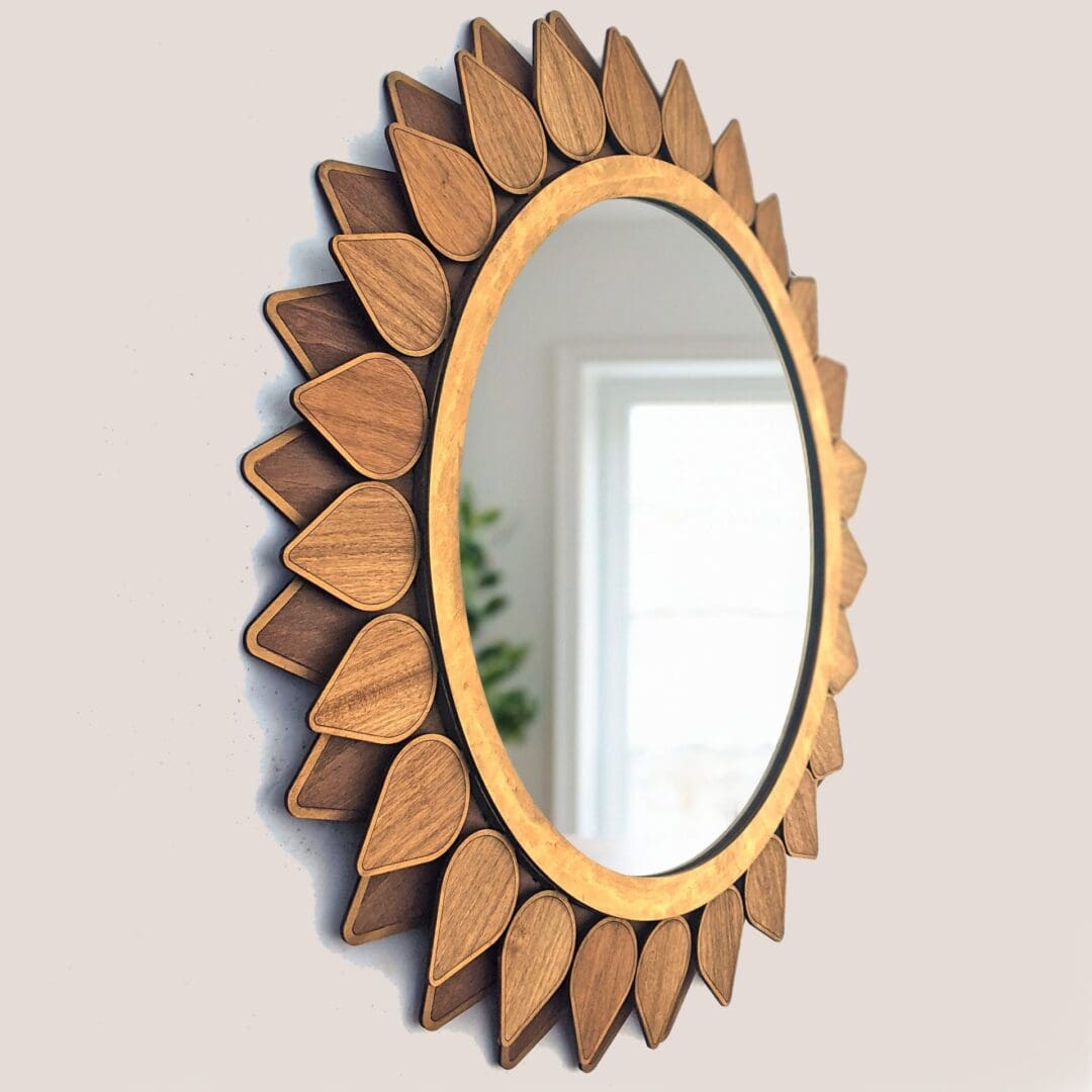Round mirror