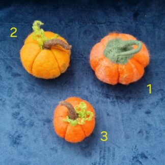 felted pumkins