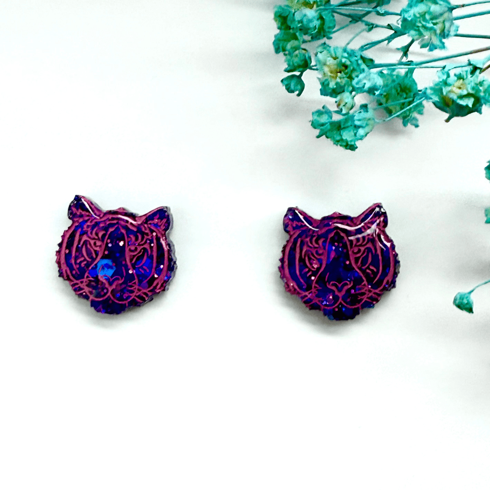 Tiger Head Glitter Earrings – Purple & Pink Resin Studs - Image 9