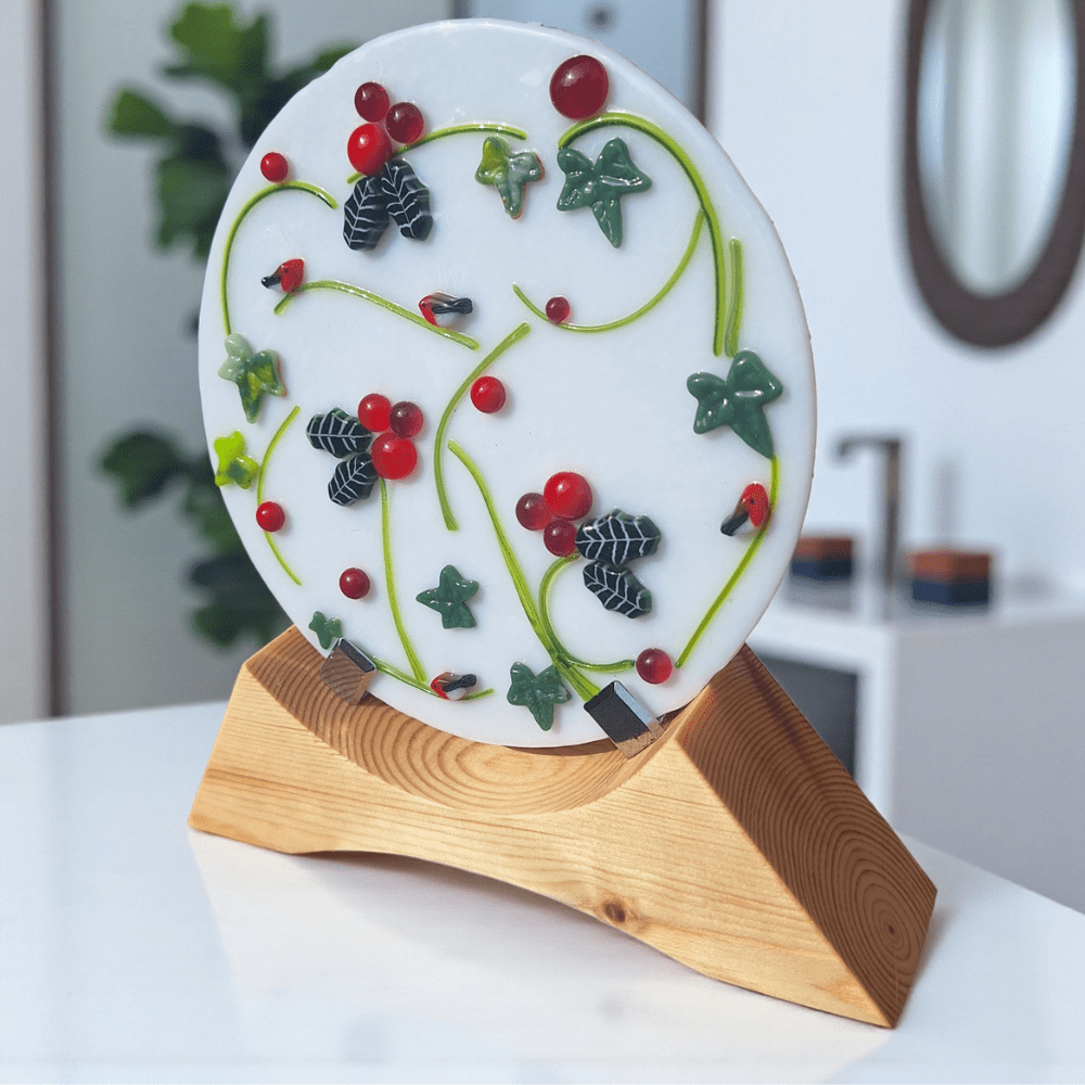 Fused Glass Holly Ivy Christmas Decoration with Robins - Image 8