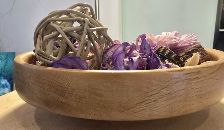 Hand-Turned Alder Wood Decorative Bowl - Image 5