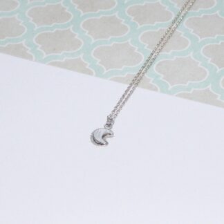 Patterned silver moon pendant necklace