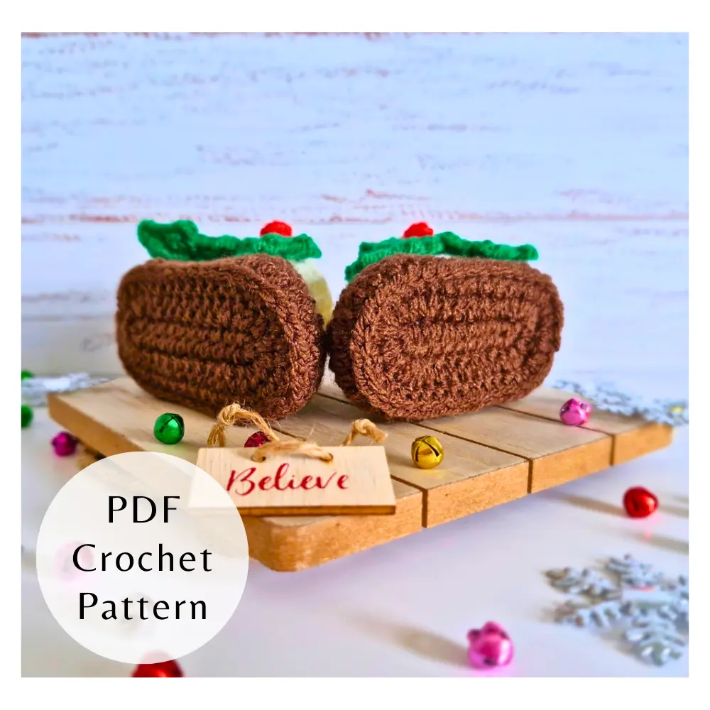 crochet pattern for Christmas pudding baby booties