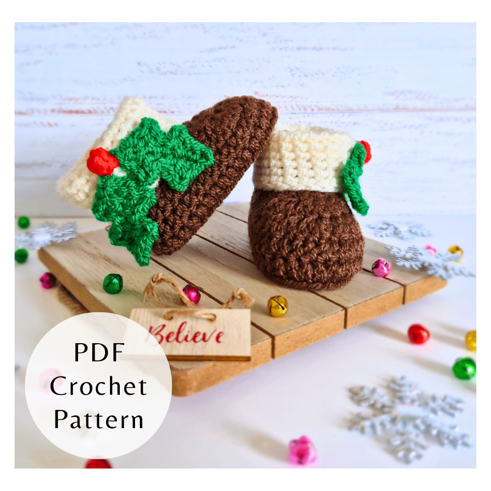 crochet pattern for Christmas pudding baby booties