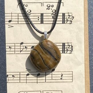 Wood grain effect fused glass pe dant