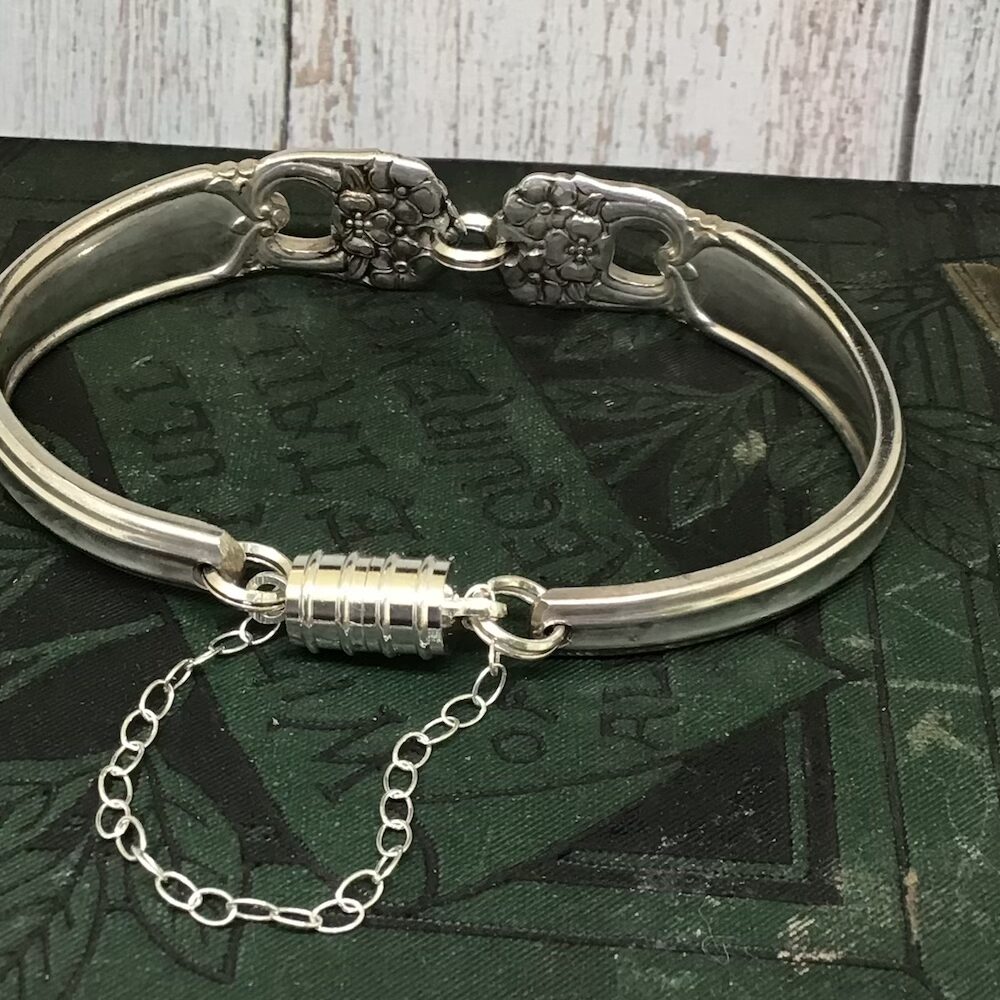 Pretty teaspoon handle bracelet - Image 3