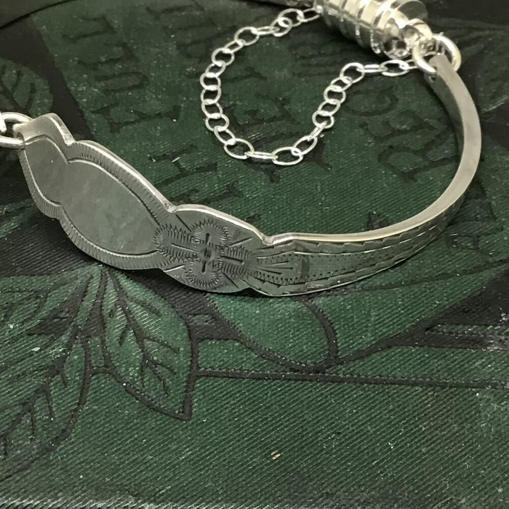 Victorian teaspoon handle bracelet - Image 2