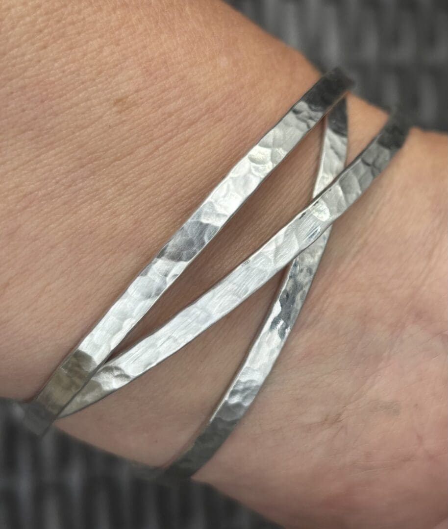 Russian Gold Heart Bangle - Image 3