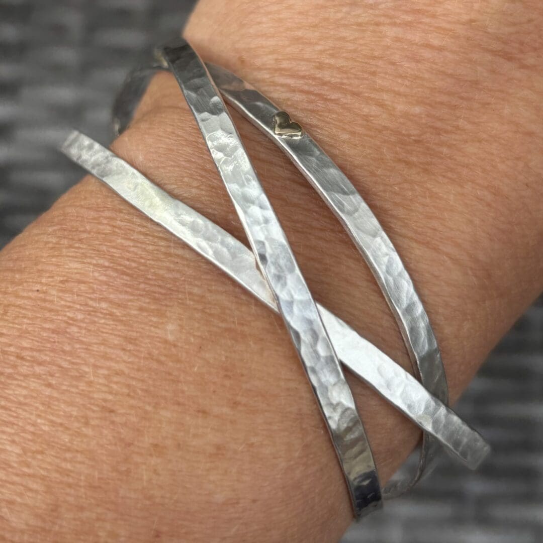 Russian Gold Heart Bangle - Image 5