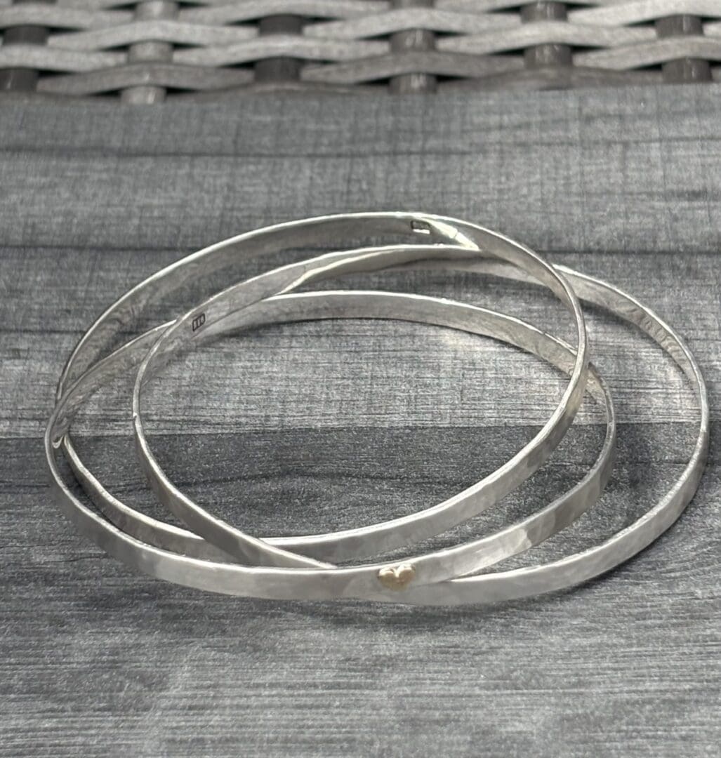 Russian Gold Heart Bangle - Image 2