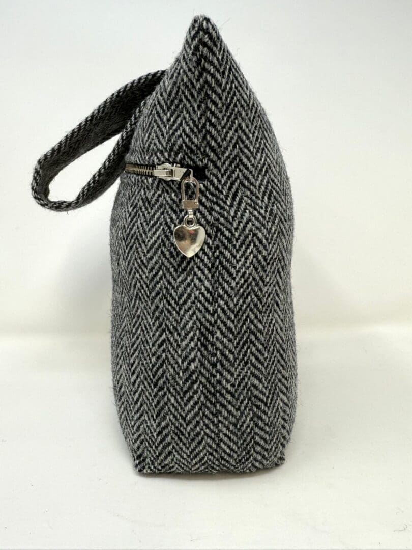 Harris Tweed® Doorstop – Grey and Black Herringbone, Handcrafted Luxury Zipped Wool Doorstopper (Copy) - Image 3