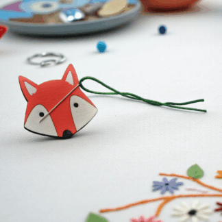 Wooden Fox Needleminder Cute Magnetic Needle Holder for Embroidery & Cross Stitch