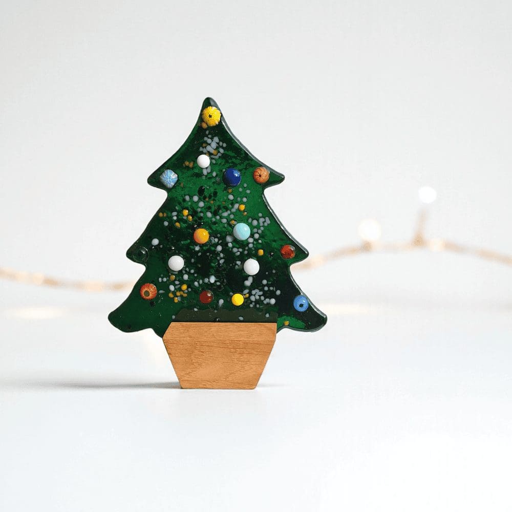 Green Glass Christmas Tree Decoration with Wooden Stand - Image 9