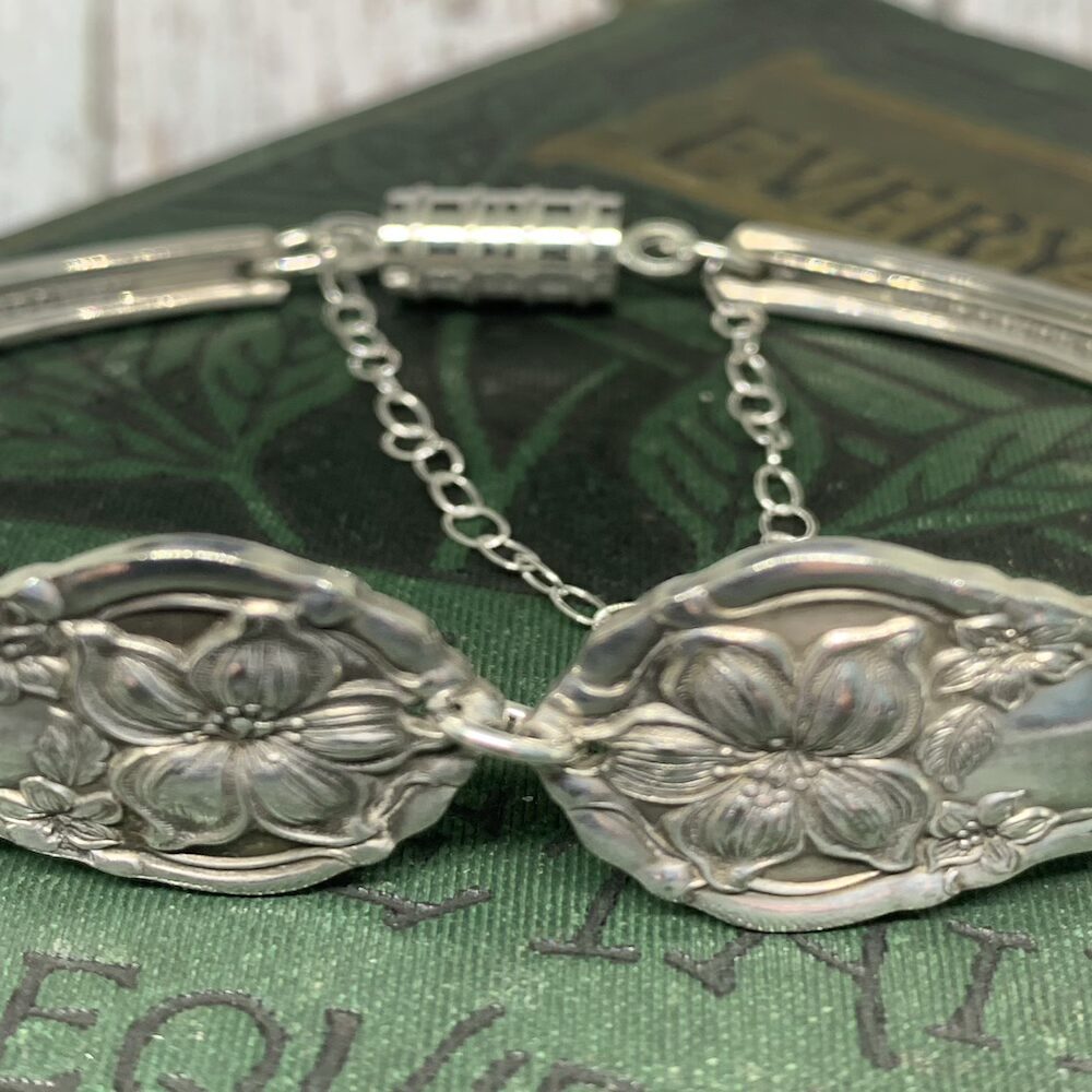 Orange blossom pattern spoon bracelet - Image 2