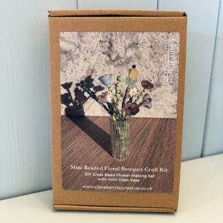 Beaded Flower Making Kit with Glass Vase – DIY Floral Bouquet Craft Set Using Glass Beads