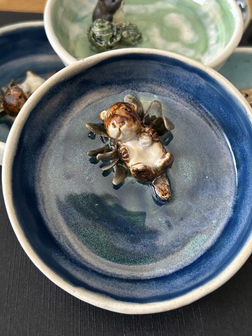 Ceramic trinket dish with cute swimming animal - Image 2