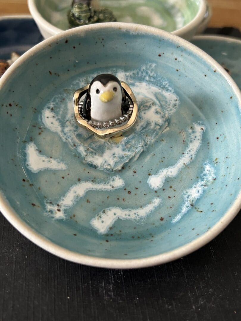 Ceramic trinket dish with cute swimming animal - Image 7