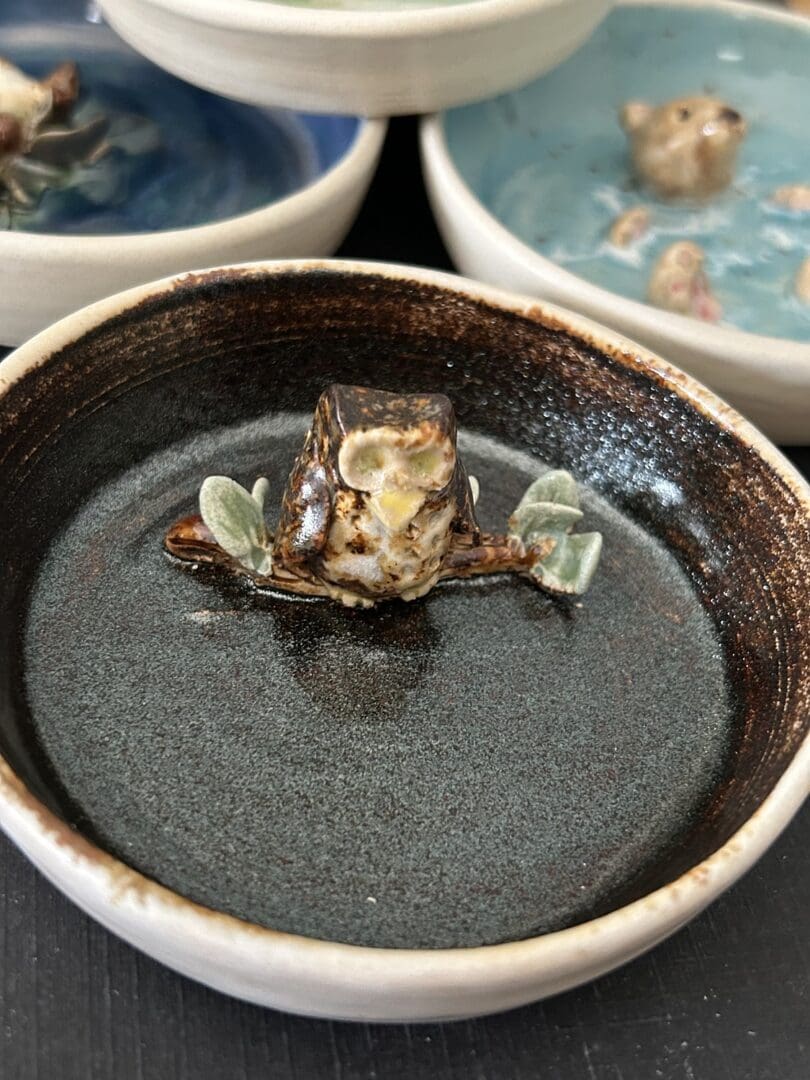 Ceramic trinket dish with cute woodland animal - Image 4
