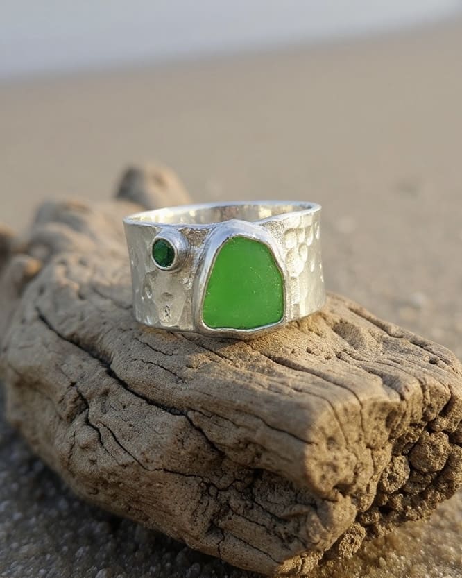 Sterling Silver Emerald Sea Glass Ring – Handmade Coastal Jewellery - Image 4