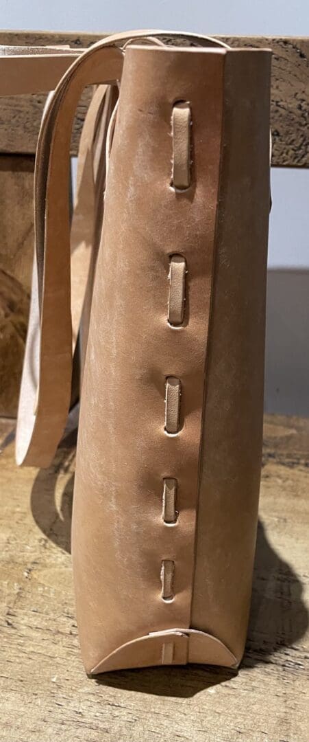 Italian “Graffiti” leather, tote bag, natural, handcrafted - Image 3