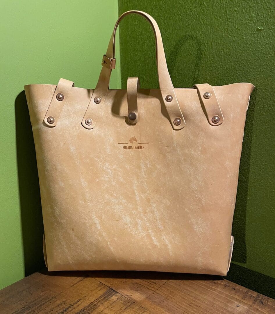 Italian “Graffiti” leather, tote bag, natural, handcrafted - Image 2