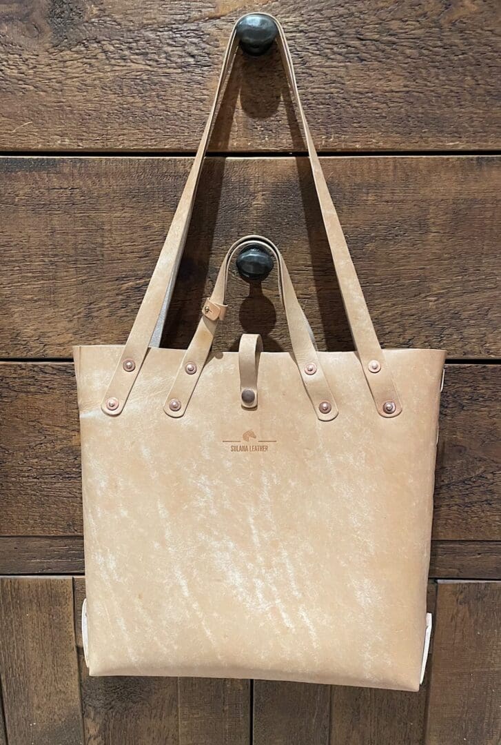 Italian “Graffiti” leather, tote bag, natural, handcrafted - Image 4