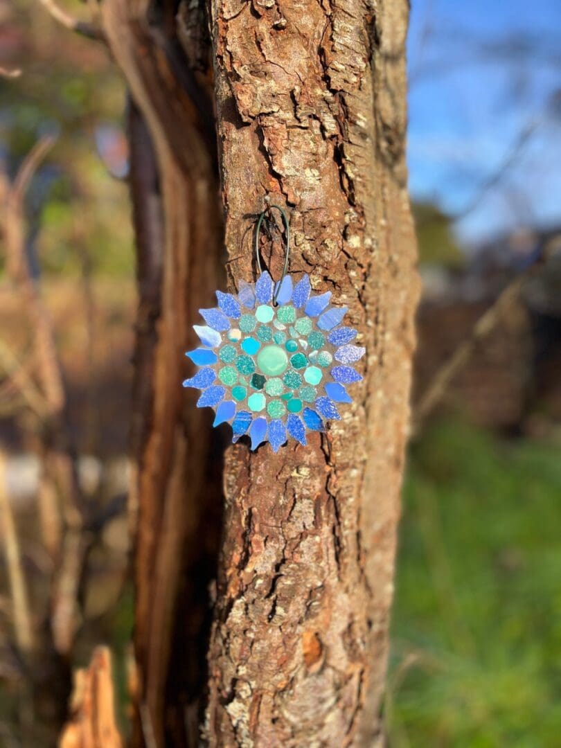 Artisan Mosaic Flower - slate-backed garden hanging, gift for design-led outdoor spaces. - Image 2
