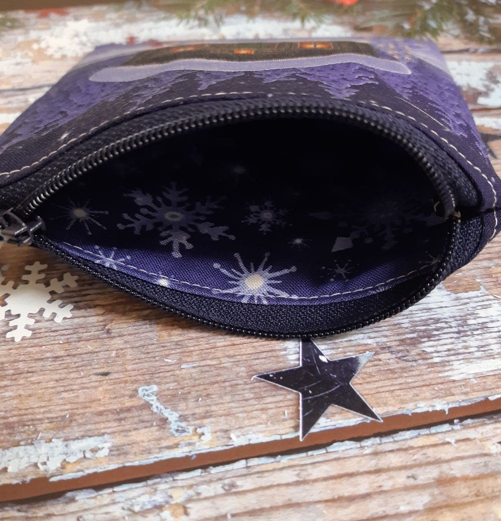 Santa and Christmas Chalet Coin Purse Christmas Gift - Image 3