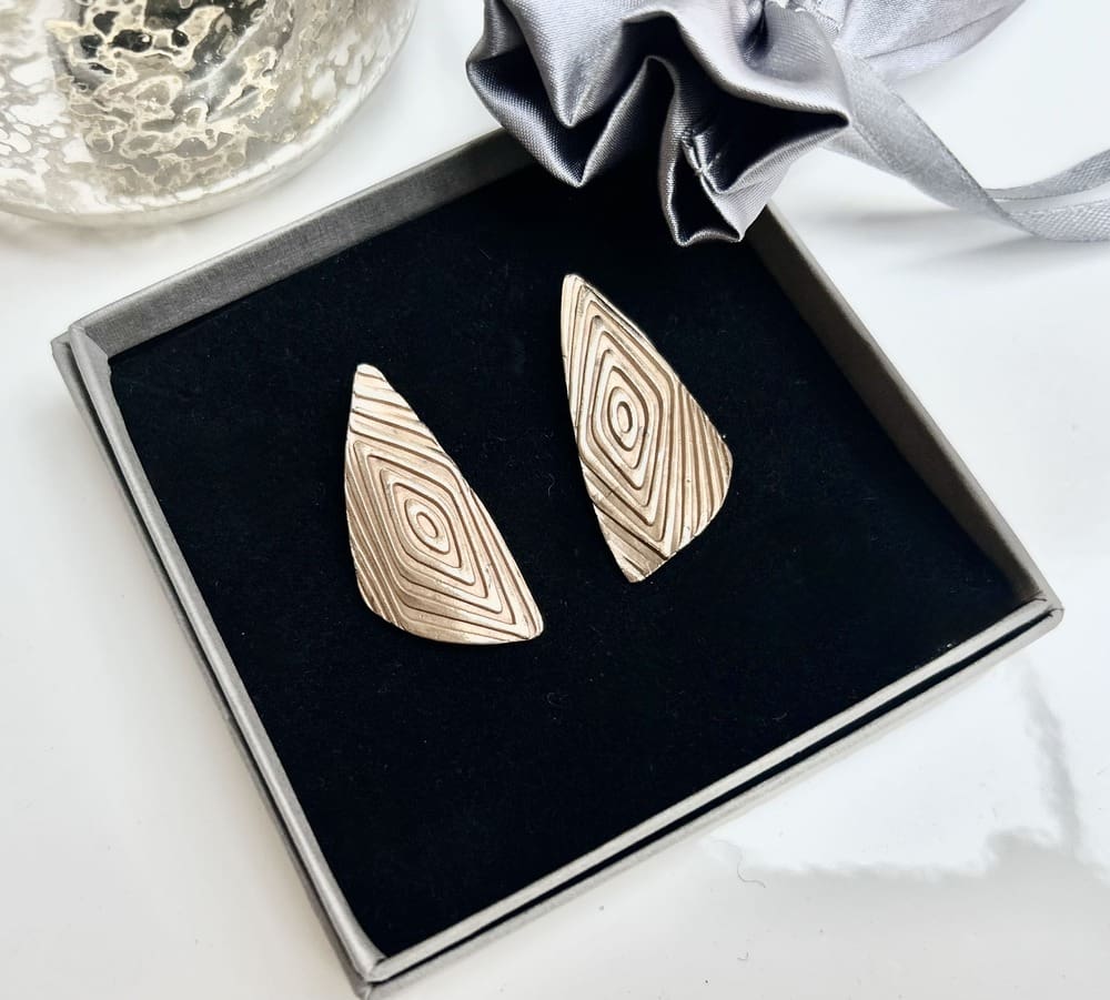 Bronze Geometric Handcrafted Earrings - Image 3