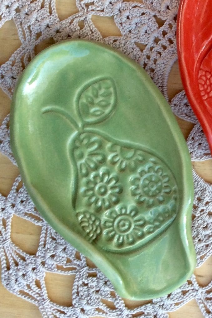 Ceramic Spoon Rest with Pear or Flowers - Image 3