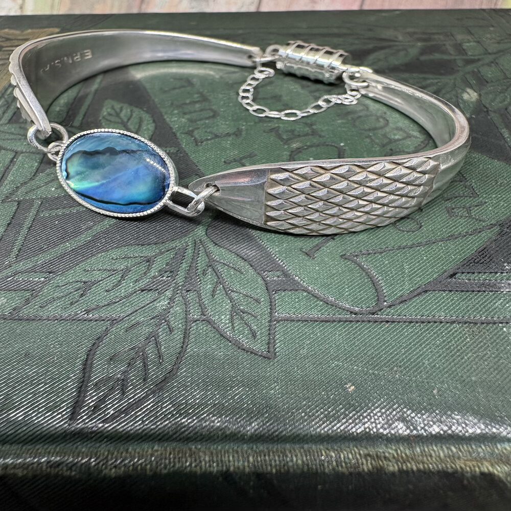 Fruit spoon handle bracelet with Paua shell - Image 4