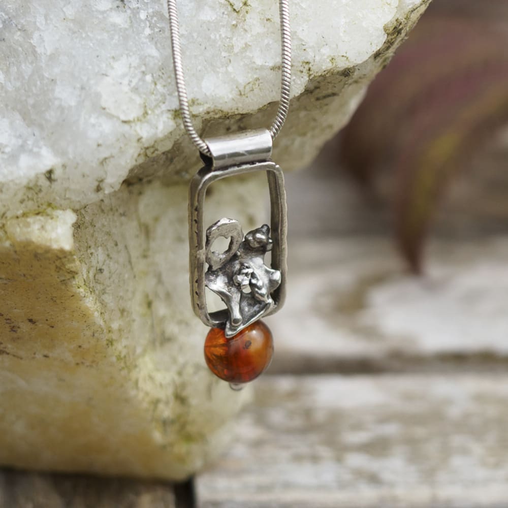 Amber Cast Form pendant - Image 3