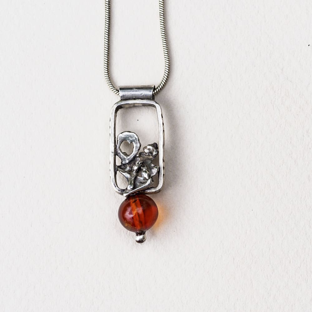 Amber Cast Form pendant - Image 2