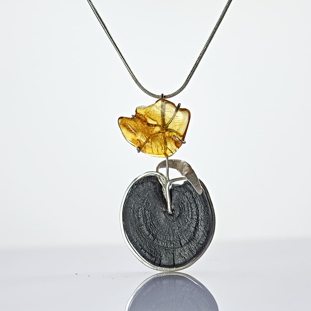 Amber Flower Eucalyptus pendant - Image 2