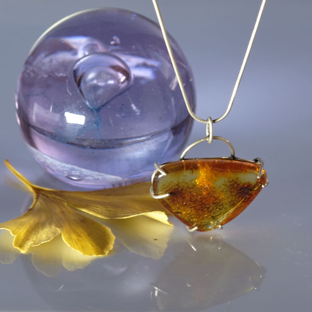 Amber Triangle pendant - Image 3