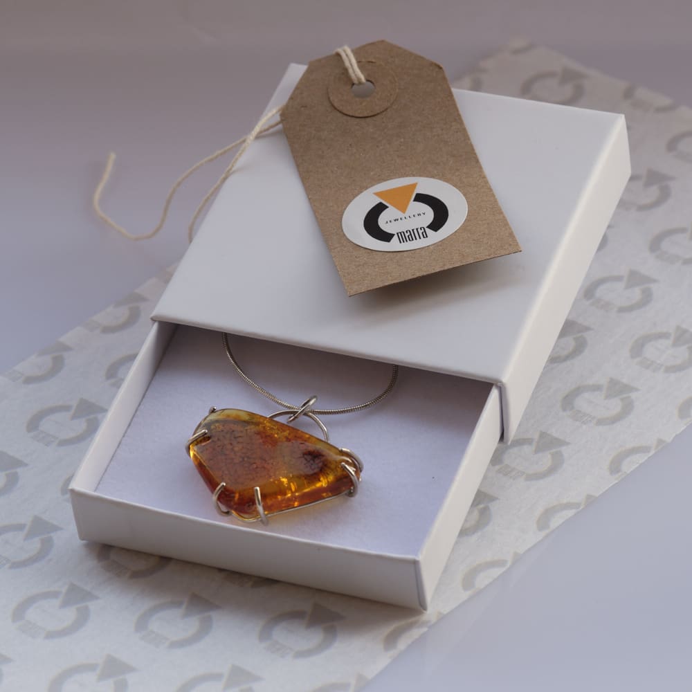 Amber Triangle pendant - Image 8