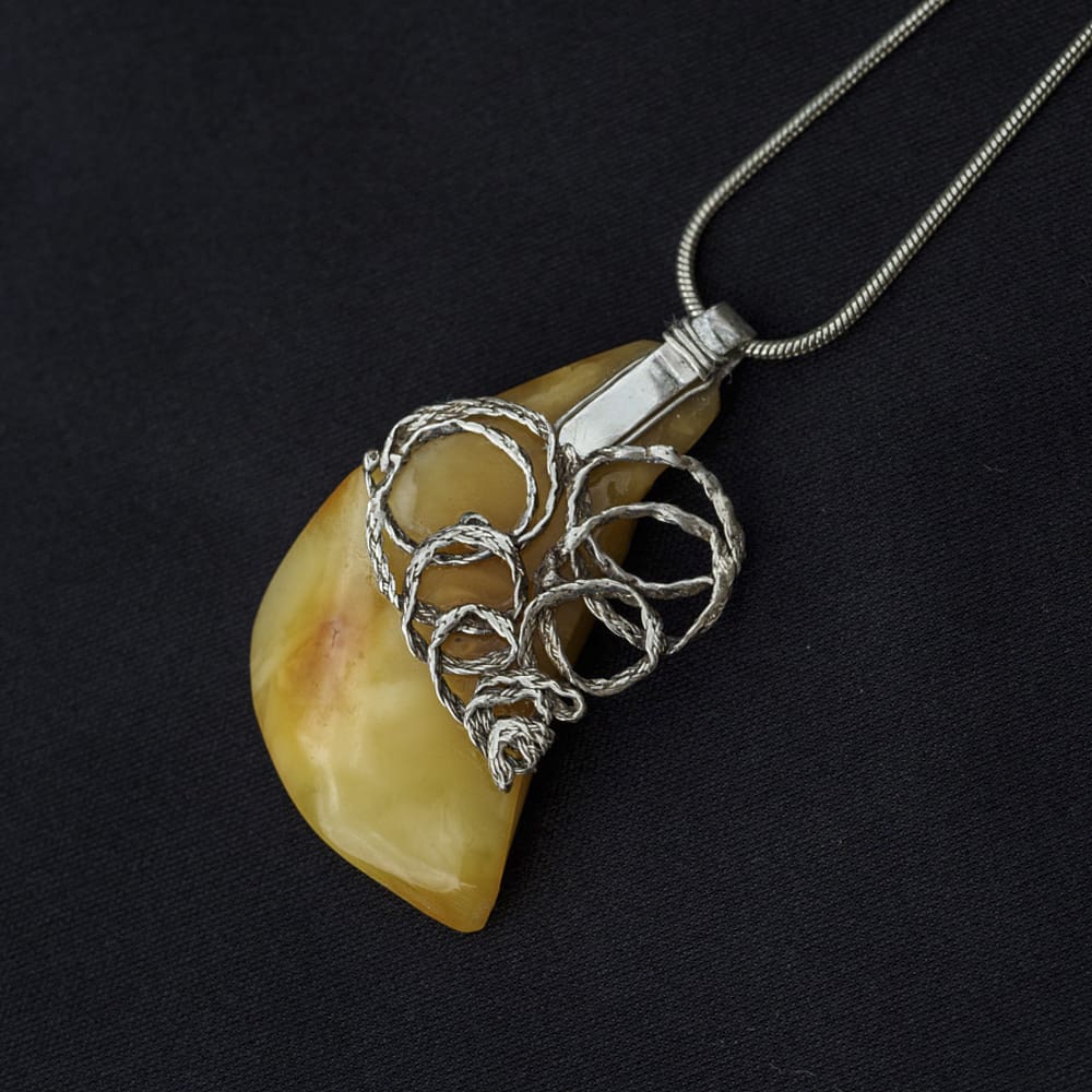 Silver Lace Amber pendant - Image 5