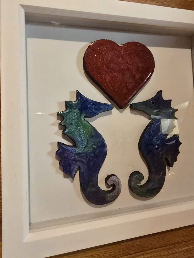 Handcrafted Resin Wall Art – Paired Hearts Sea Horse's - Image 2