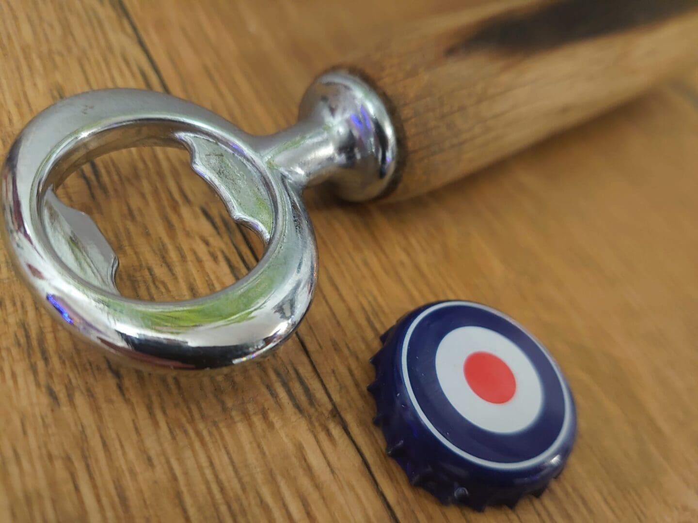 Whisky Barrel Oak Bottle Opener - Image 4