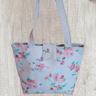 Medium size handbag, pink flowers on cream