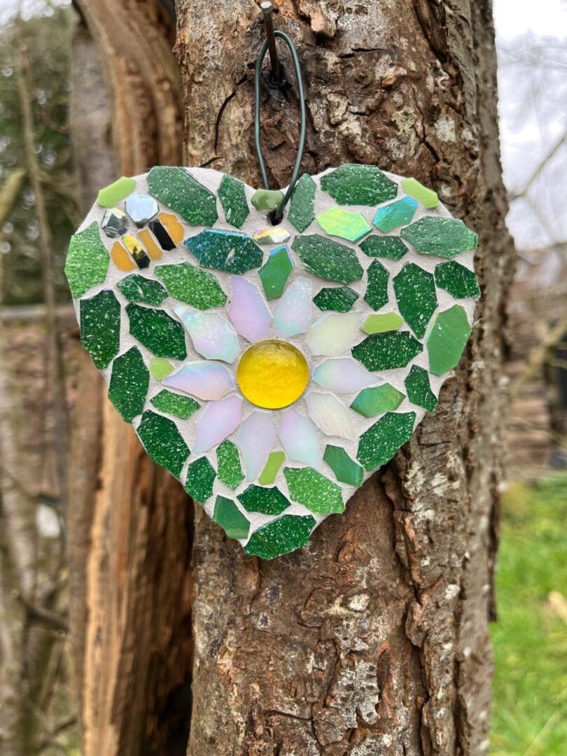 Hanging mosaic flower on slate - a gift that blooms all year, cheerful and lasting gift. - Image 4