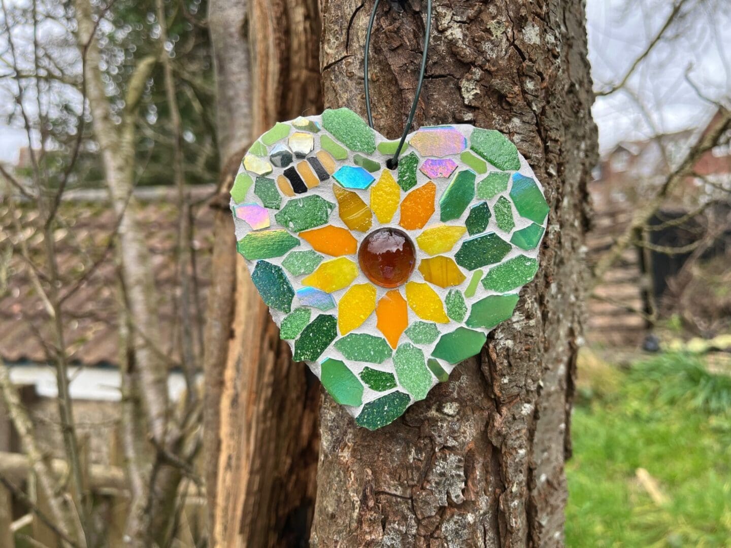 Mosaic Flower Garden hanging - a thoughtful gift for gardeners. - Image 4
