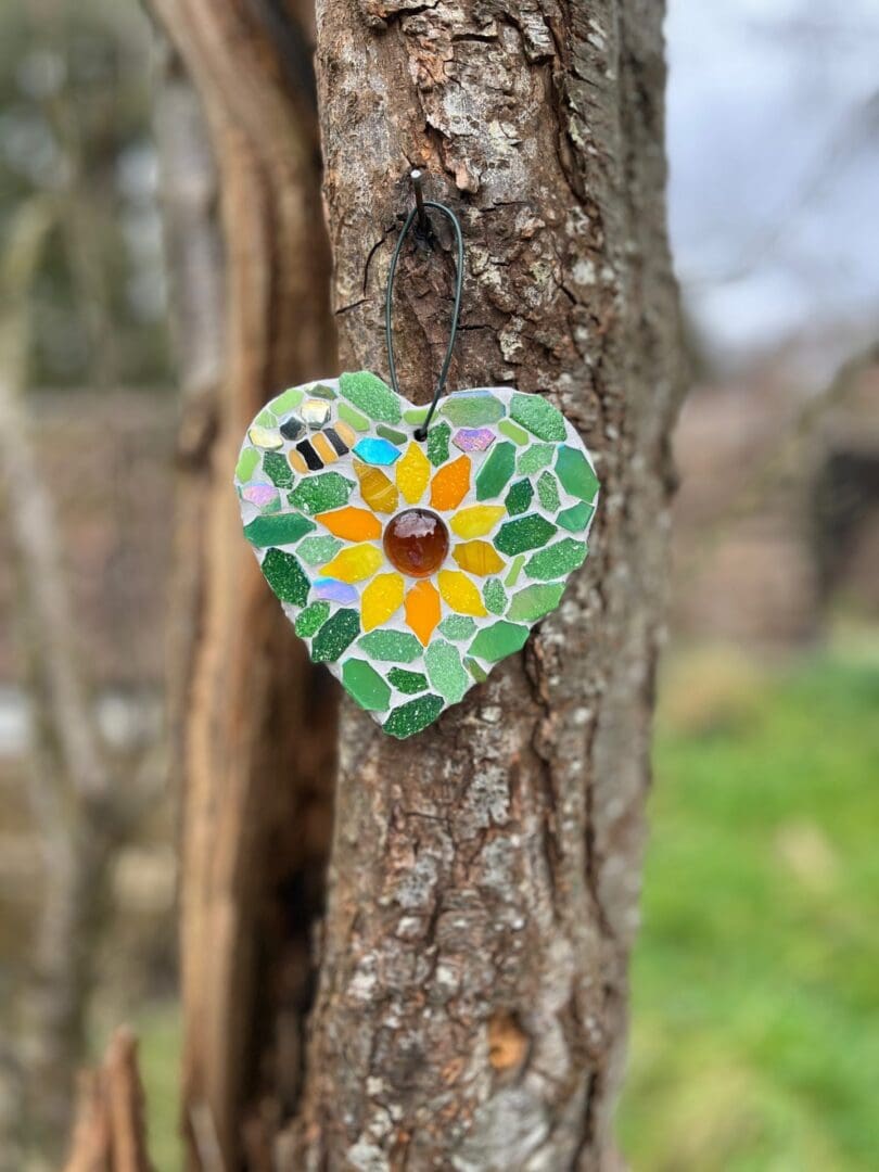 Mosaic Flower Garden hanging - a thoughtful gift for gardeners. - Image 3