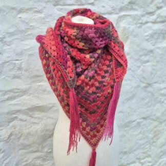 crocheted shawl reds