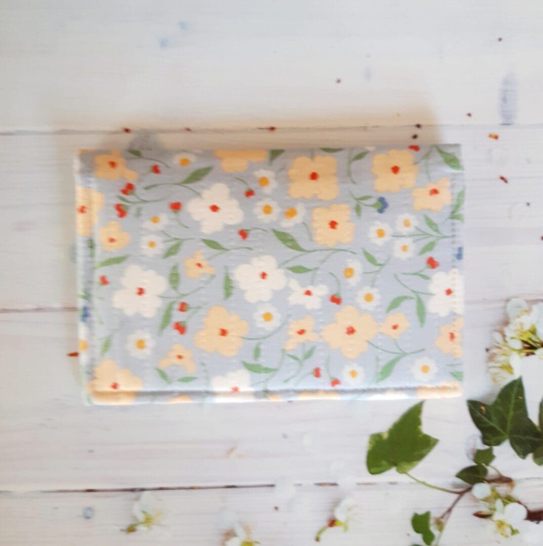 Purse Wallet in Tilda Cottage Charm Fabric Pastel Colours - Image 4
