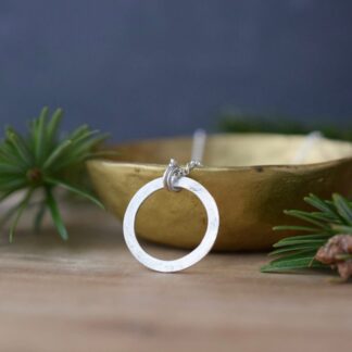 textured silver circle pendant necklace